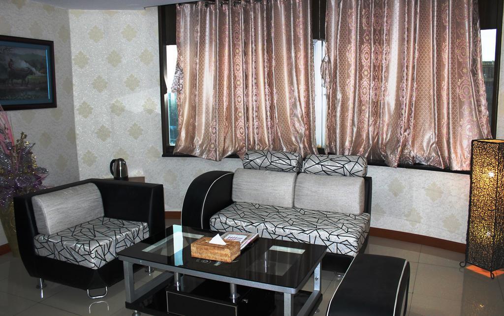Hotel Kan Kaw Rangum Exterior foto