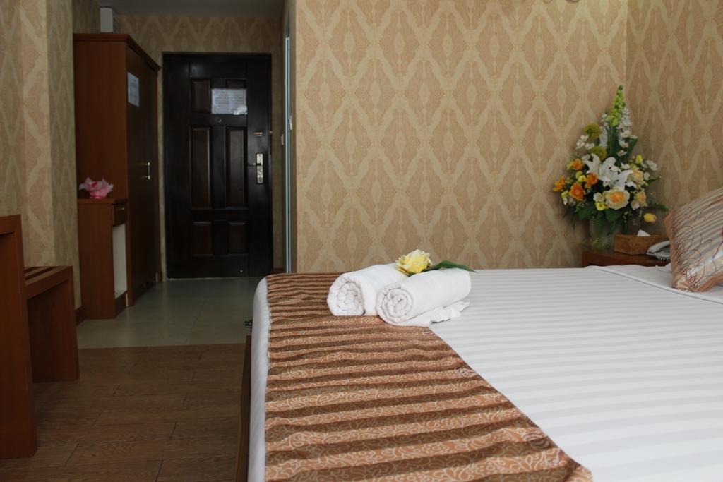 Hotel Kan Kaw Rangum Exterior foto