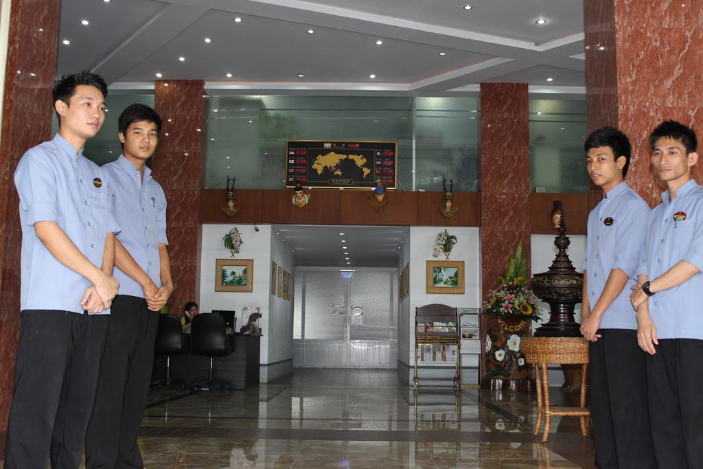 Hotel Kan Kaw Rangum Exterior foto